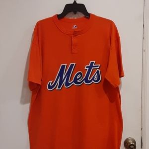 Vintage Majestic brand New York Mets two button jersey t-shirt.